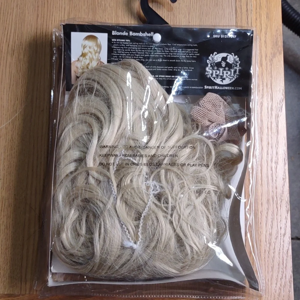 SPIRIT | Blonde Bombshell Wig